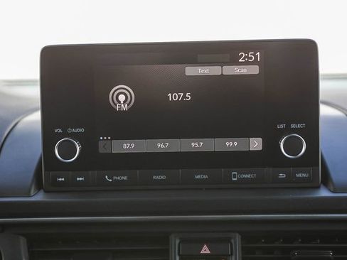 New 2025 Honda Pilot Sport image 17