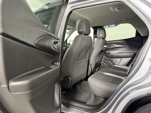 Used 2023 Chevrolet TrailBlazer LT w/ Confidence II Package image 12