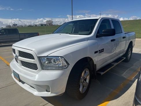 Used 2015 RAM 1500 Express AWD/4WD image 7