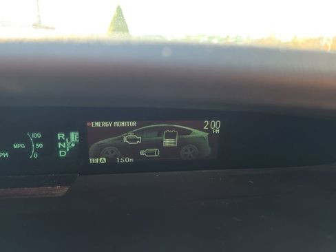 Used 2013 Toyota Prius Three image 24