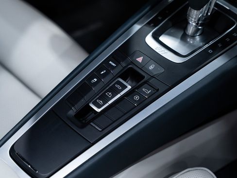 Used 2019 Porsche 911 Carrera RWD image 57