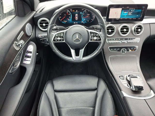 Used 2020 Mercedes-Benz C 300 4MATIC Sedan image 3