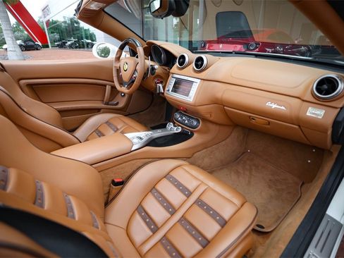 Certified 2012 Ferrari California image 44