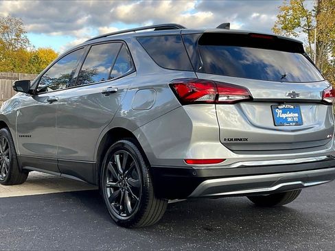 Used 2024 Chevrolet Equinox RS w/ RS Leather Package image 11