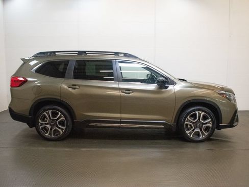 Certified 2026 Subaru Ascent Limited AWD/4WD image 3