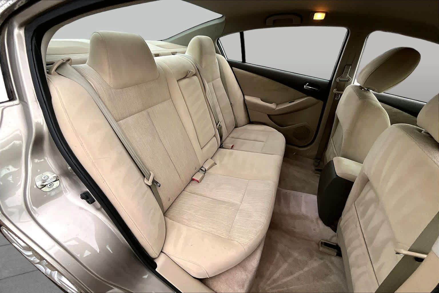 Used 2012 Nissan Altima 2.5 S FWD image 19