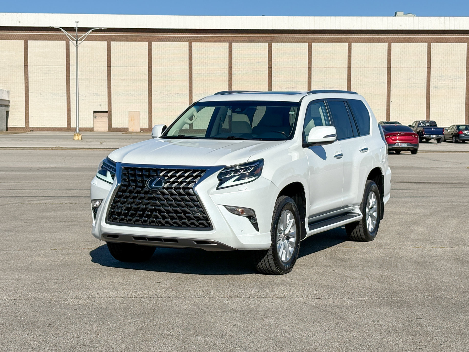 Used 2021 Lexus GX 460 Premium w/ Premium Package AWD/4WD image 4