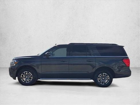 Used 2022 Ford Expedition Max XLT AWD/4WD image 9