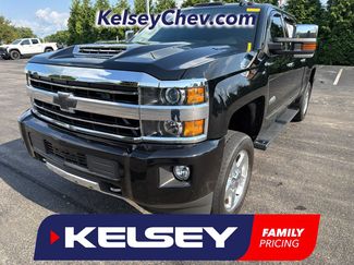 Used 2019 Chevrolet Silverado 2500 High Country w/ Duramax Plus Package AWD/4WD video 1