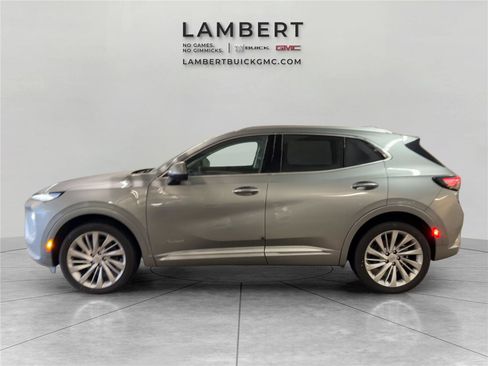 New 2026 Buick Envision Avenir image 2