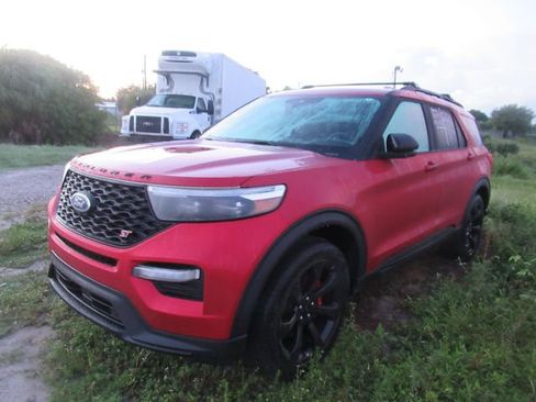Used 2023 Ford Explorer ST w/ Equipment Group 401A AWD/4WD image 3