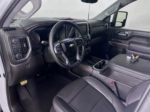 Used 2023 Chevrolet Silverado 2500 LTZ w/ LTZ Premium Package image 30