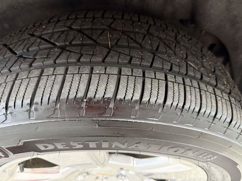 Used 2016 Chevrolet Suburban LT AWD/4WD image 51