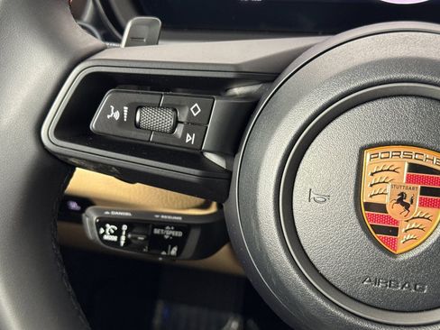 New 2026 Porsche Cayenne image 29