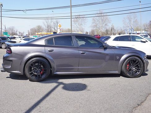 Used 2021 Dodge Charger SRT Hellcat w/ Harman/Kardon Audio Group RWD image 19