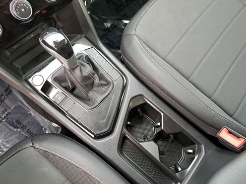 Certified 2023 Volkswagen Taos SE image 24