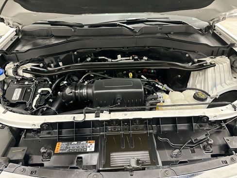 Used 2023 Ford Explorer Limited AWD/4WD image 36