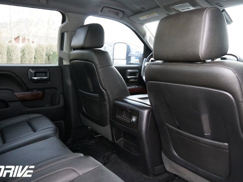 Used 2015 GMC Sierra 2500 SLT w/ Duramax Plus Package image 41