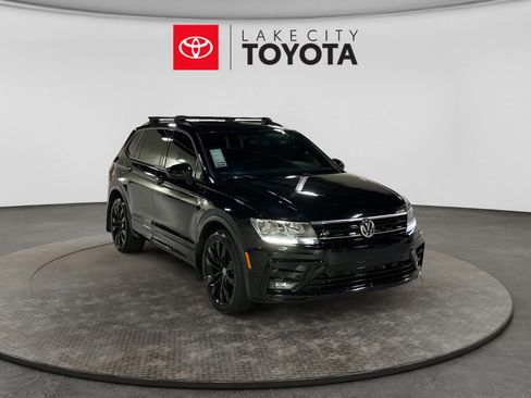 Used 2021 Volkswagen Tiguan SE R-Line w/ 3rd Row Seat Package AWD/4WD image 13