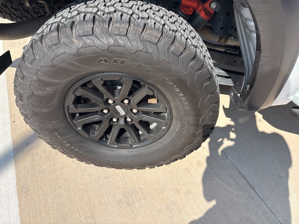 Used 2025 Ford F150 Raptor AWD/4WD image 37