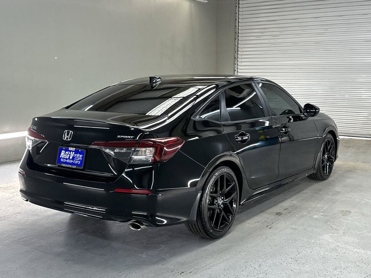 Used 2025 Honda Civic Sport image 6