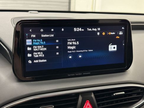 Used 2023 Hyundai Santa Fe Limited FWD image 21