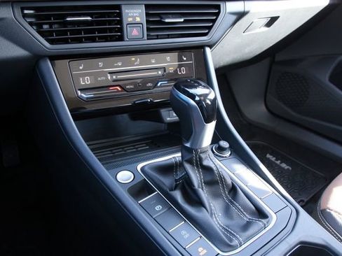 New 2026 Volkswagen Jetta SEL image 21