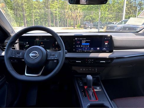New 2026 Nissan Kicks SR FWD image 4