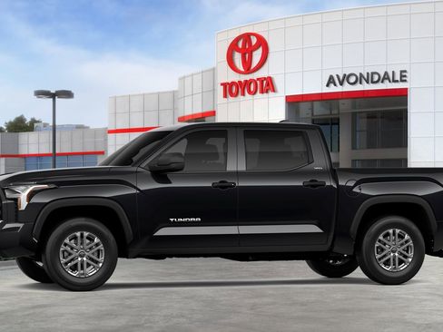 New 2026 Toyota Tundra SR5 AWD/4WD image 3