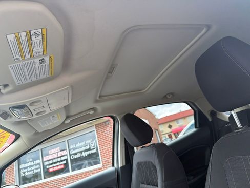 Used 2020 Ford EcoSport SE FWD image 20