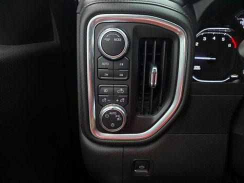 Used 2022 GMC Sierra 1500 Elevation AWD/4WD image 13