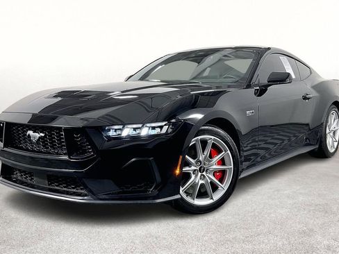 Used 2024 Ford Mustang GT Premium image 15