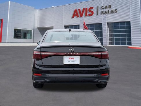 Used 2025 Volkswagen Jetta Sport FWD image 7