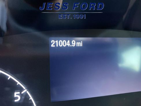 Used 2024 Ford Transit 350 XLT image 17