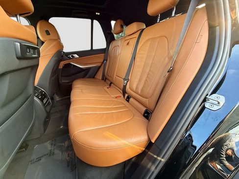 Used 2019 BMW X5 xDrive40i w/ Convenience Package AWD/4WD image 21