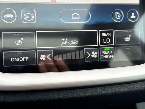 Used 2026 Subaru Ascent Limited AWD/4WD image 19