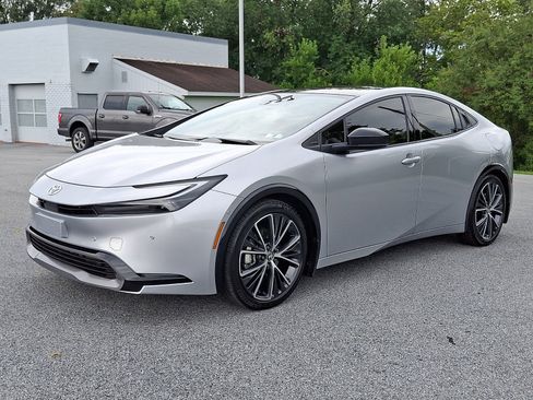 Certified 2025 Toyota Prius Limited w/ Limited Premium Package AWD/4WD image 3