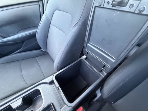 Used 2024 Nissan Sentra S FWD image 14