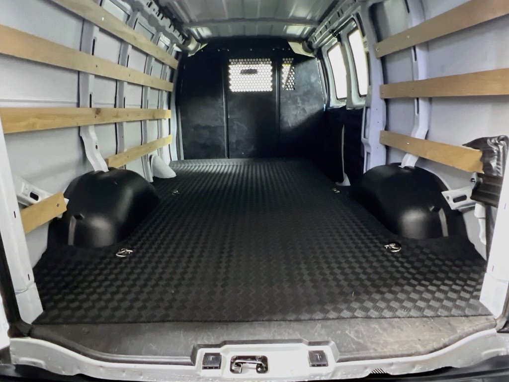 Used 2025 Chevrolet Express 2500 w/ Driver Convenience Package RWD image 28