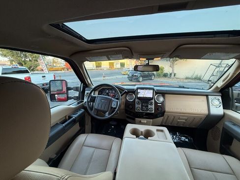 Used 2015 Ford F350 Lariat w/ Lariat Ultimate Package AWD/4WD image 32
