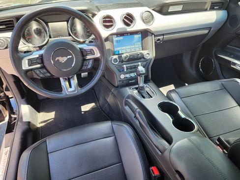 Used 2017 Ford Mustang GT Premium RWD image 16
