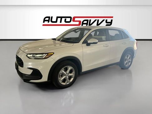 Used 2025 Honda HR-V LX image 3