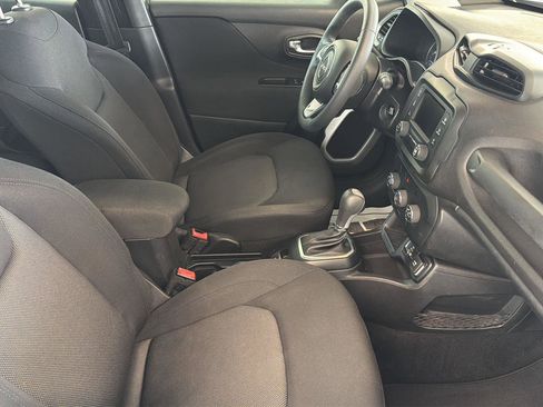 Used 2018 Jeep Renegade Sport w/ Power & Air Group FWD image 32