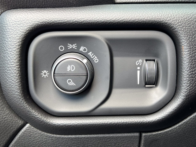 New 2027 RAM 2500 Big Horn AWD/4WD image 21