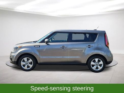 Used 2018 Kia Soul FWD image 4