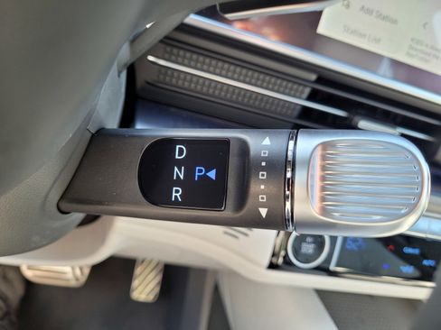 New 2023 Hyundai Ioniq 6 Limited image 20