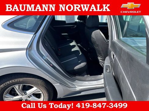 Used 2022 Hyundai Sonata SE w/ Cargo Package FWD image 14