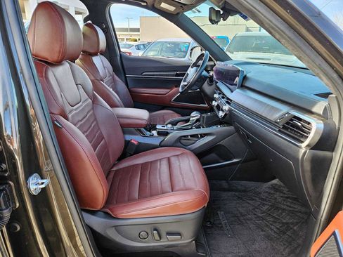 Used 2023 Kia Telluride EX X-Line image 18