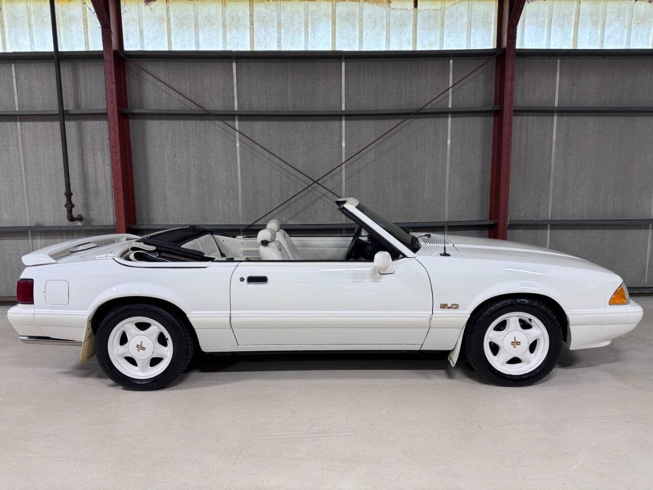 Used 1993 Ford Mustang LX RWD image 39
