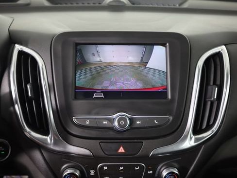 Used 2020 Chevrolet Equinox LT w/ Driver Convenience Package AWD/4WD image 45